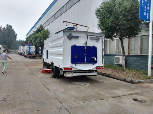 各吨位扫路车现车厂家供应 干扫车、清扫车、洗扫车助力高效道路清洁